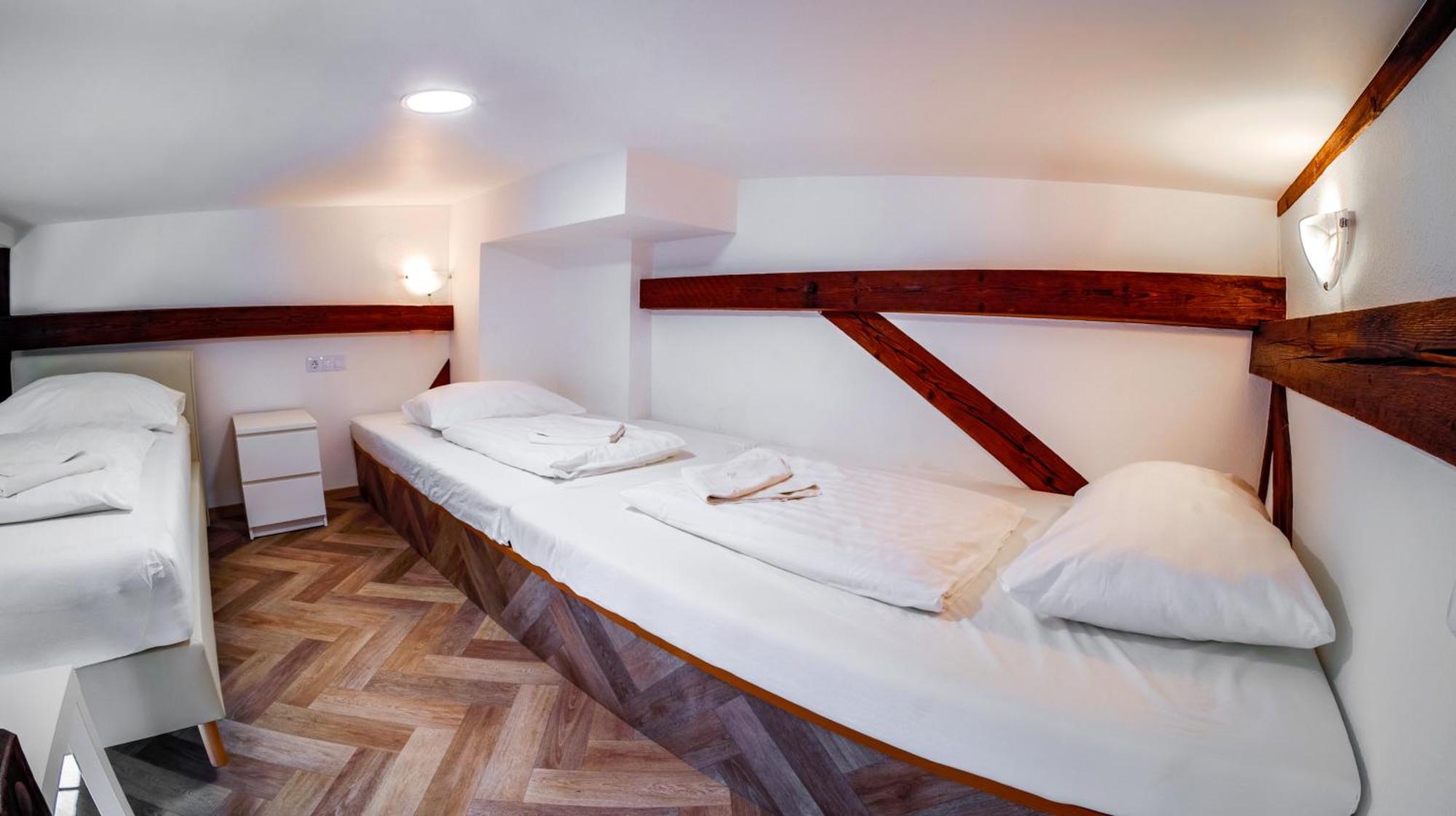 Hotel Toni