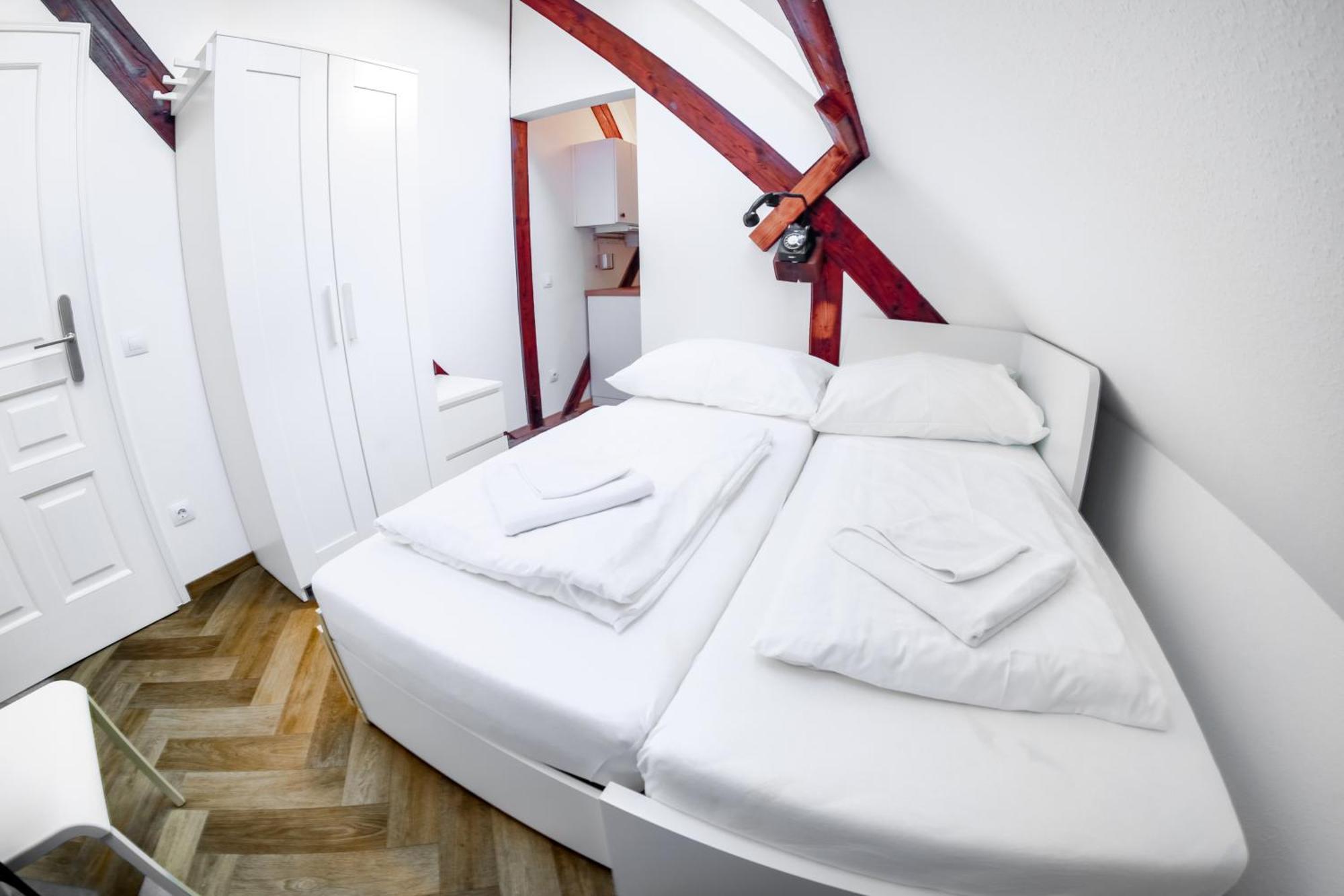Toni 3* Budapeste
